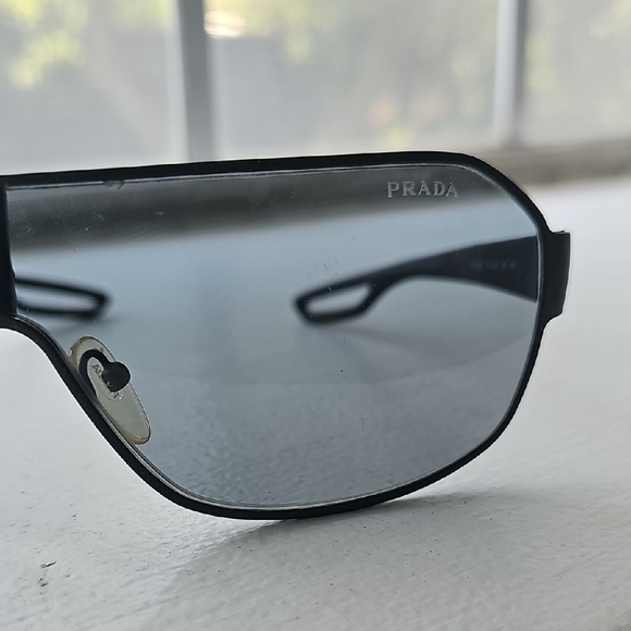 Men's Prada Sunglasses - Picture 9 of 13
